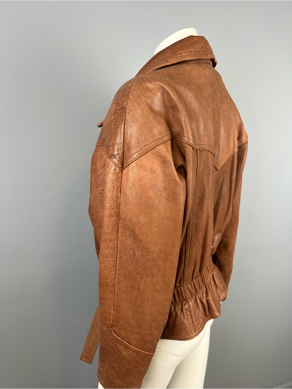 Classic Brown Leather Belted Jacket - Picture 3 of 13